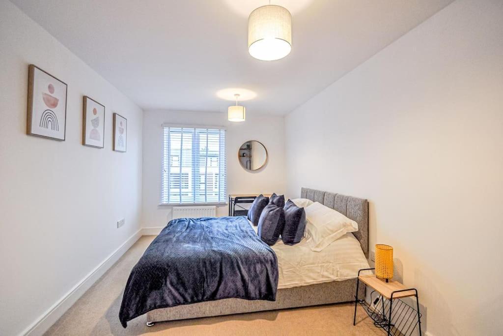 Entire Apartment Sleeps 4 Near The River Thames - #1515 Maidenhead Exterior foto
